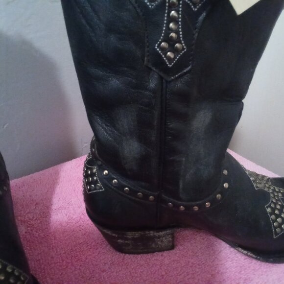 Old Gringo Boots - Picture 2 of 9
